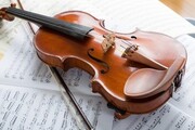 【初心者向け】バイオリンの基本の持ち方と弾き方のコツを紹介！
